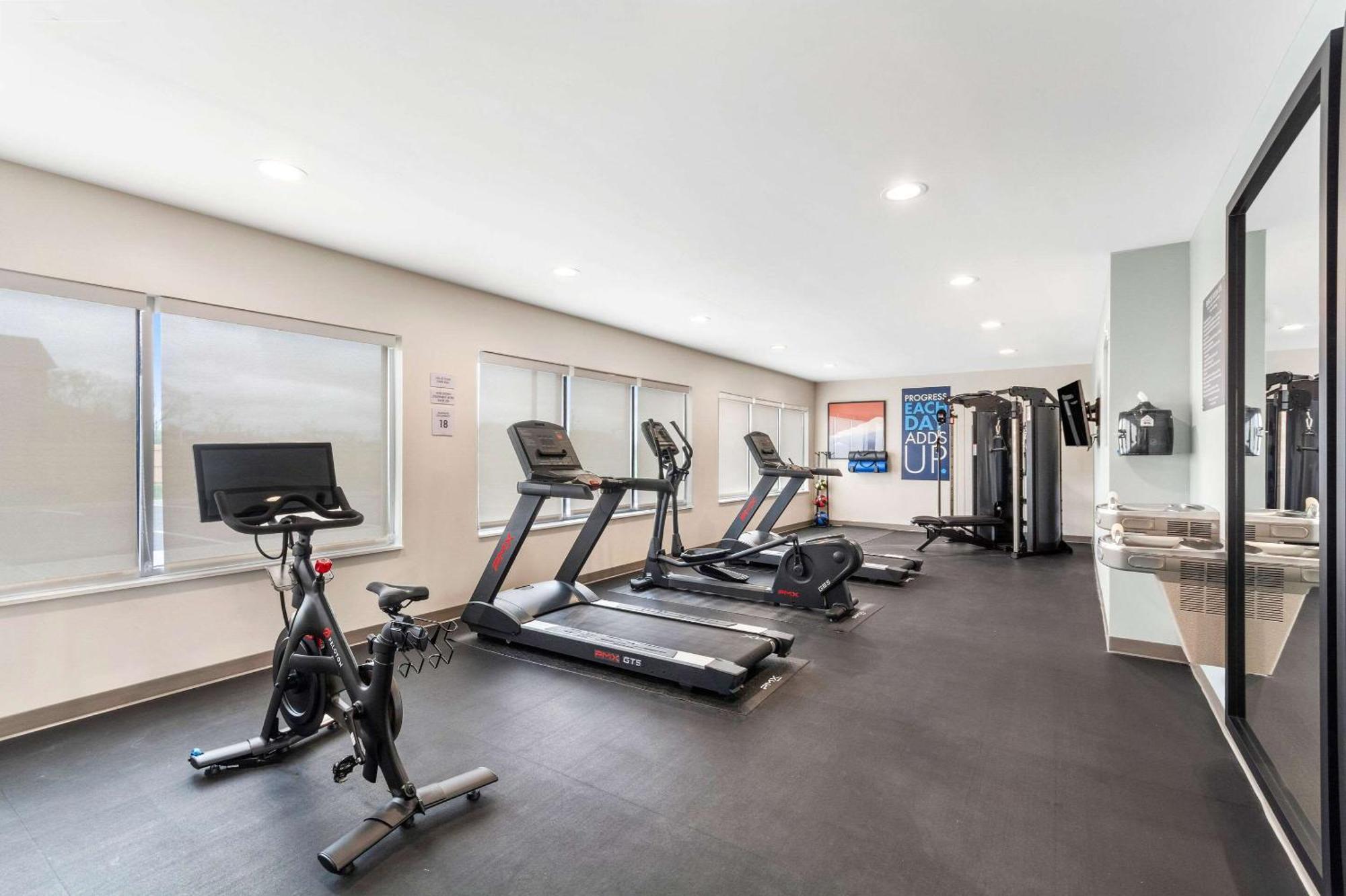 Everhome Suites Lexington - Horse Park Eksteriør billede